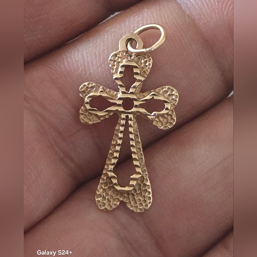 10K Yellow Gold Cross Pendant Vintage